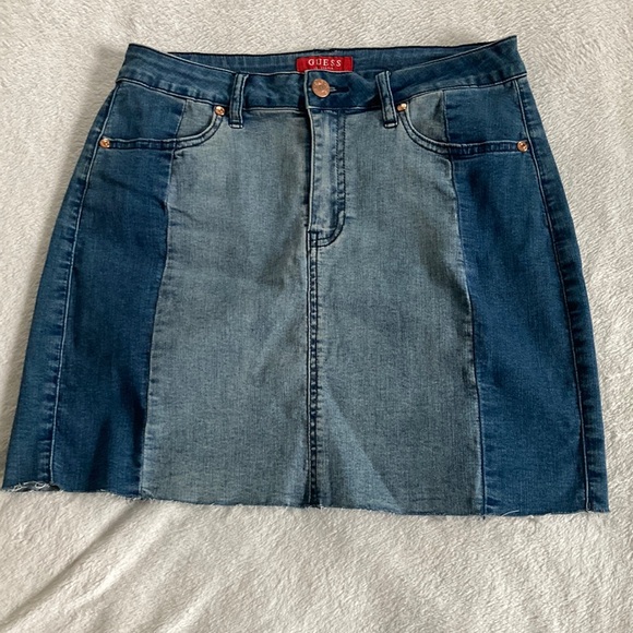 Guess Dresses & Skirts - Guess Mini Skirt